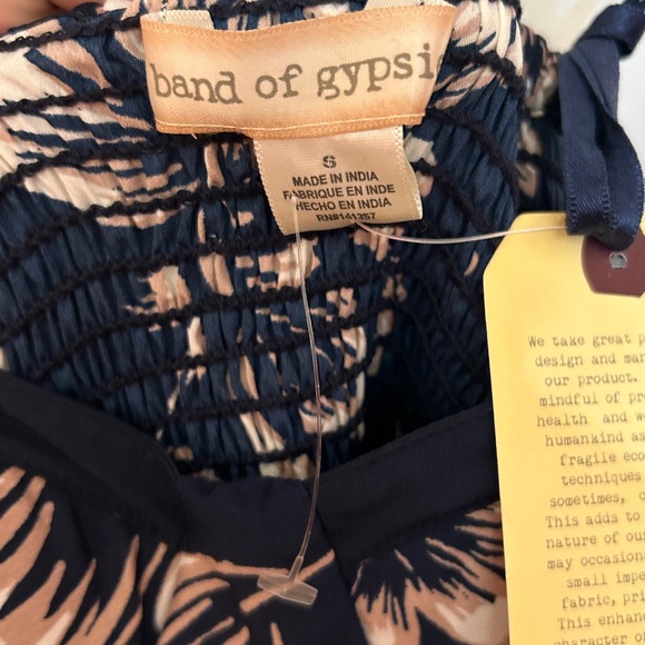 NWT Band of Gypsies Navy Blue Floral Mini Dress Sweetheart Boho Smocked Back S - Picture 6 of 7